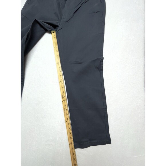 Banana Republic Short Men's Lightweight Stretch Chino Pant Sz 38x29 Grey Color - Picture 8 of 13